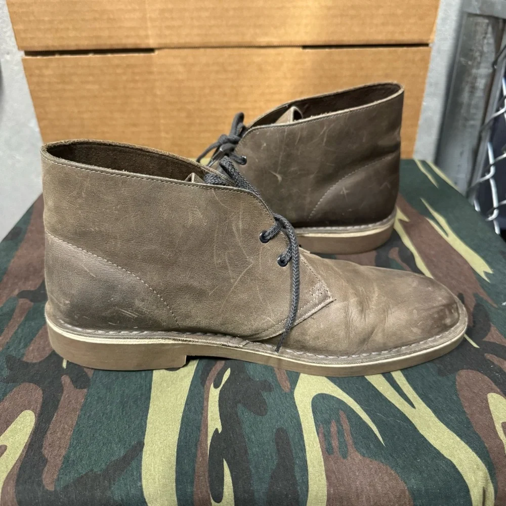 Clarks Men's‎ Leather Chukka Boots Brown sz 10